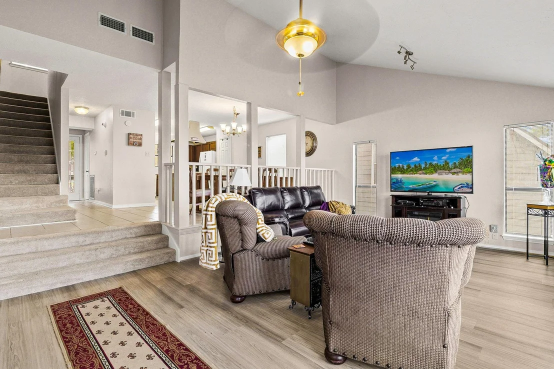 Photo of 166 Bridgelanding