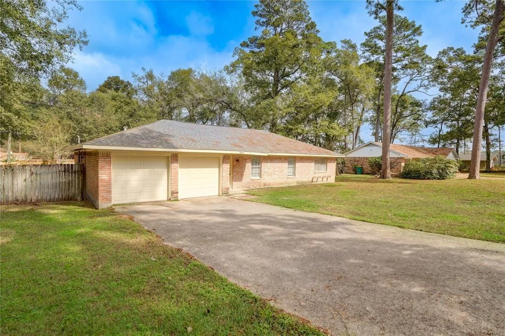 Photo of 306 Hollywood Drive