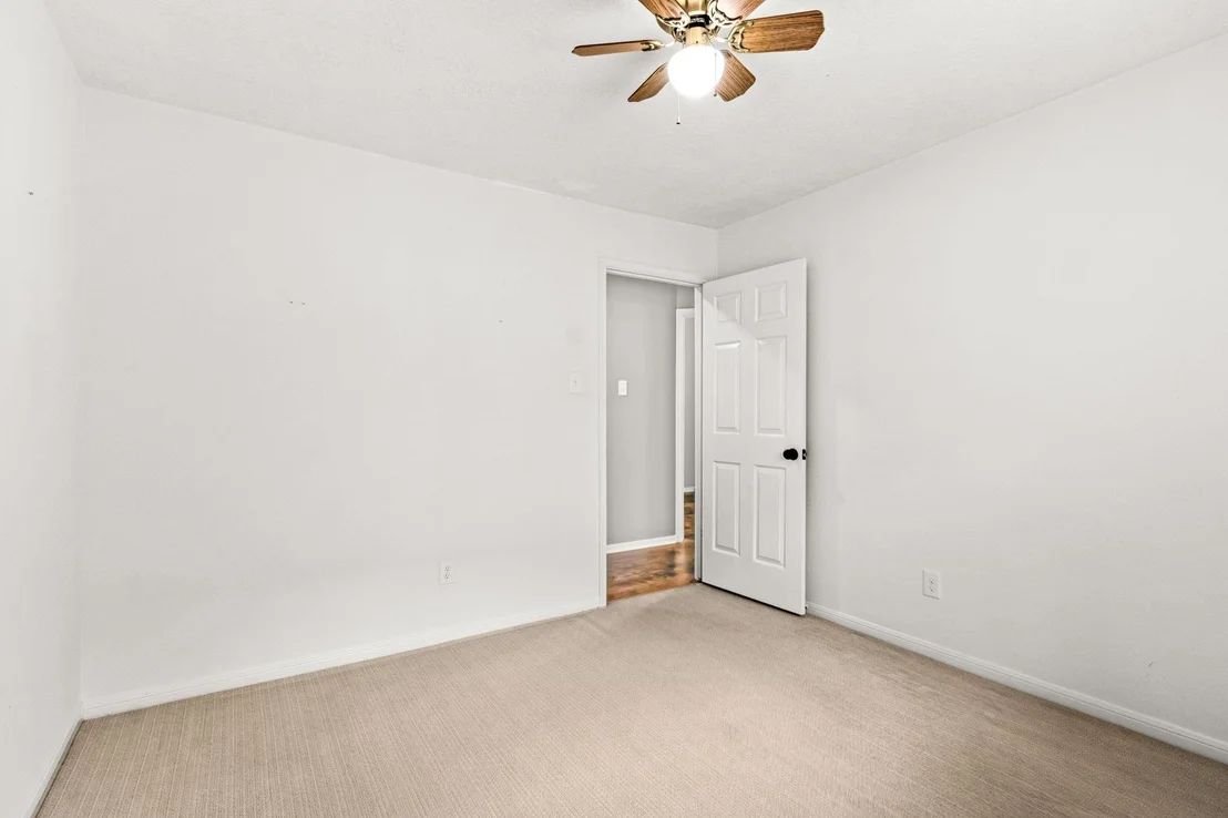 Photo of 5013 Parkcrest Drive