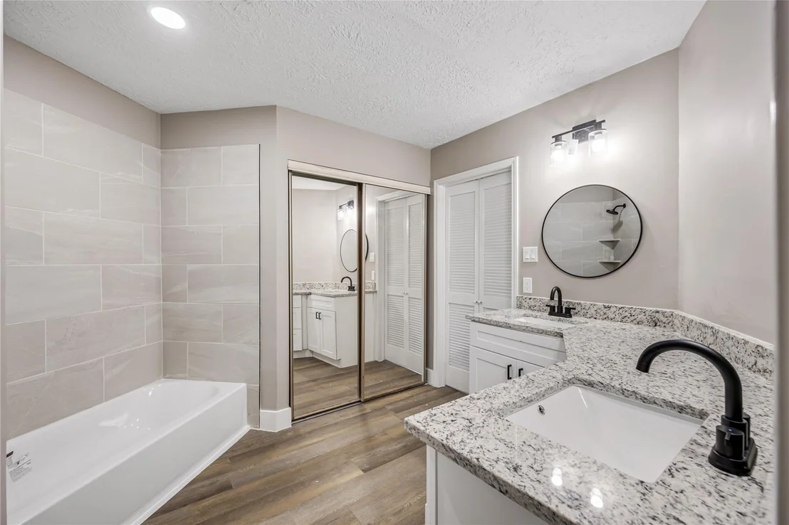 Photo of 8711 Wild Basin Drive