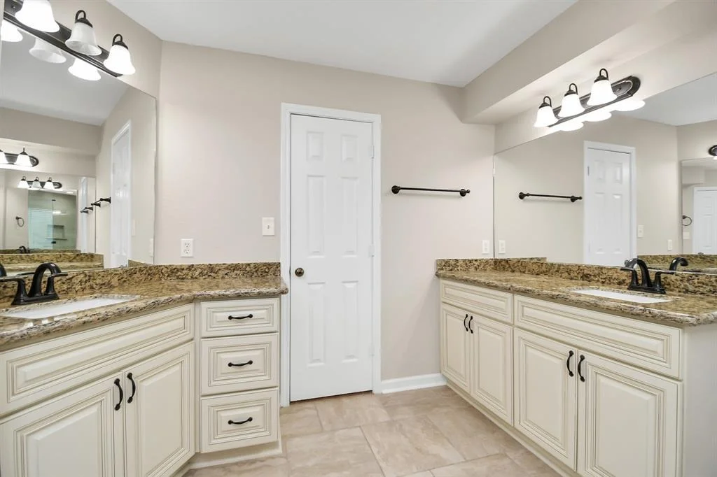 Photo of 2519 Palace Drive