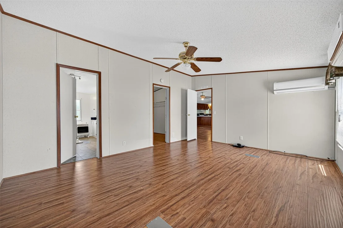 Photo of 2140 Green Meadows Drive