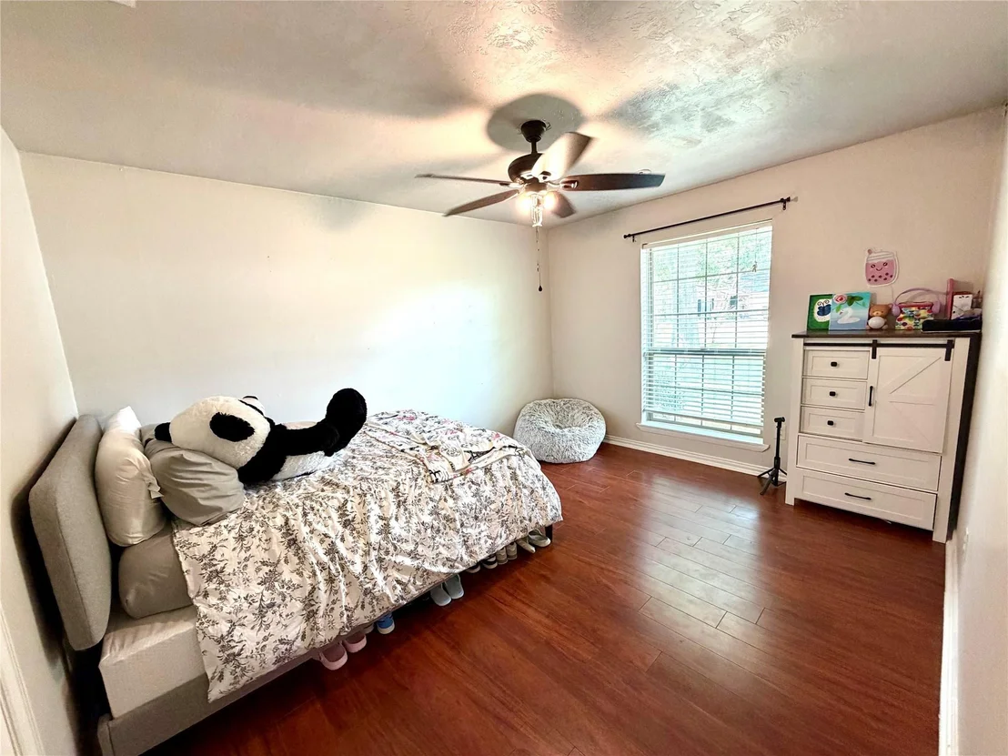 Photo of 22306 Acorn Valley Drive