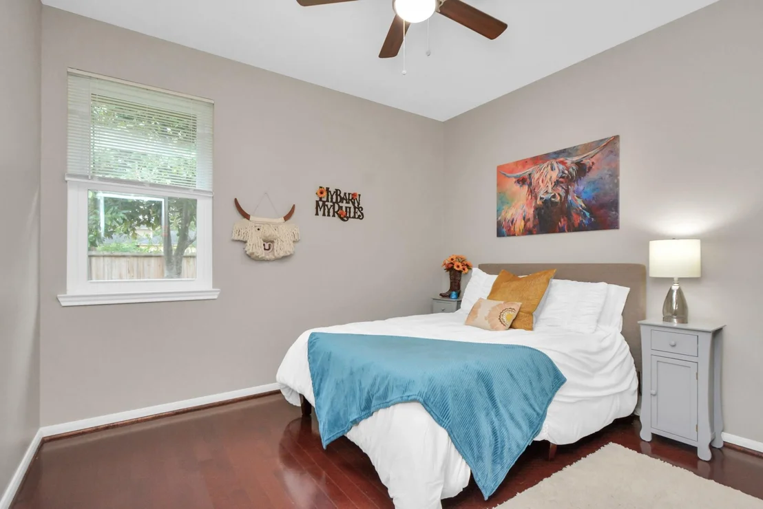 Photo of 23939 River Place Drive