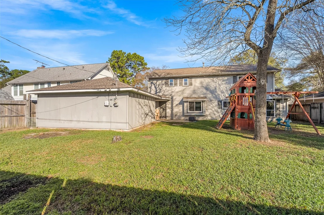 Photo of 723 Shadowbrook Drive