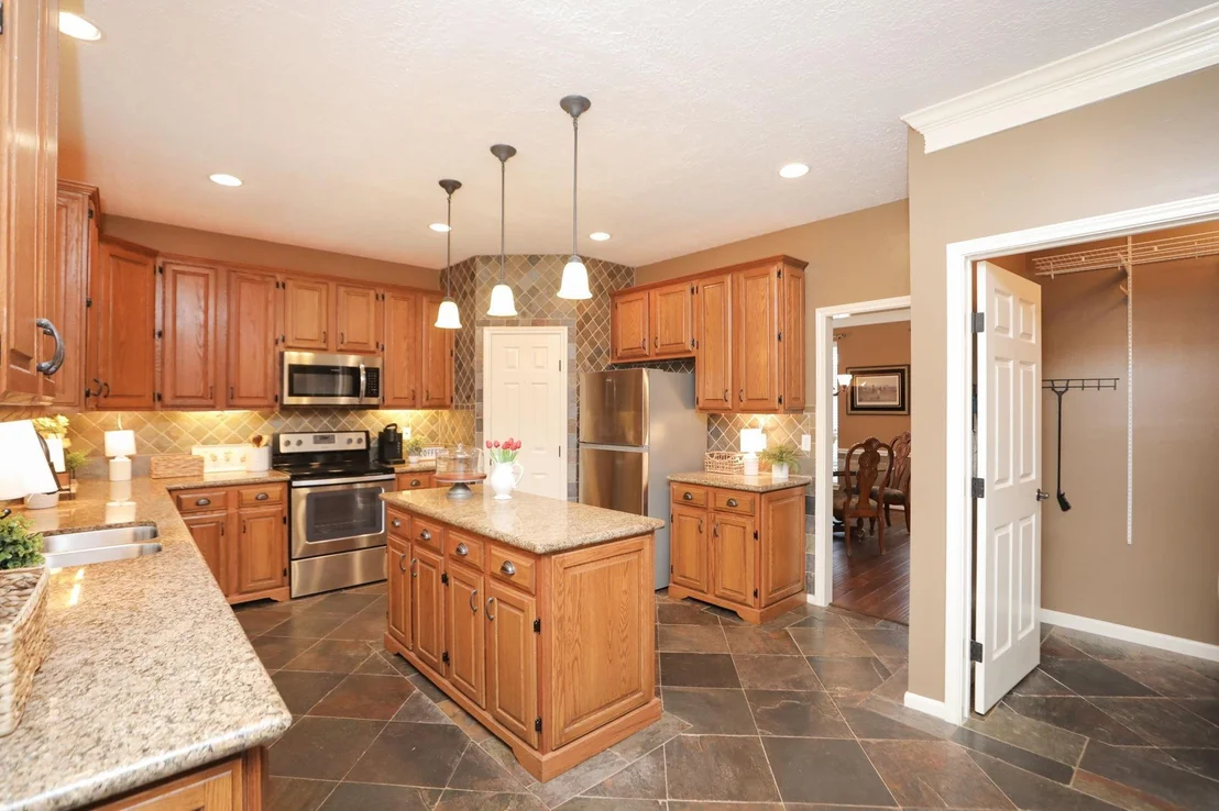 Photo of 427 W North Hill Drive