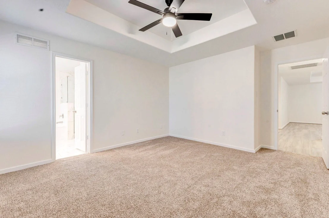 Photo of 714 Silver Cliff Lane
