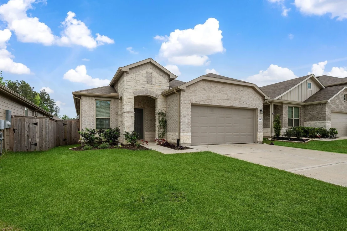 Photo of 350 Shady Cedar Hill Lane