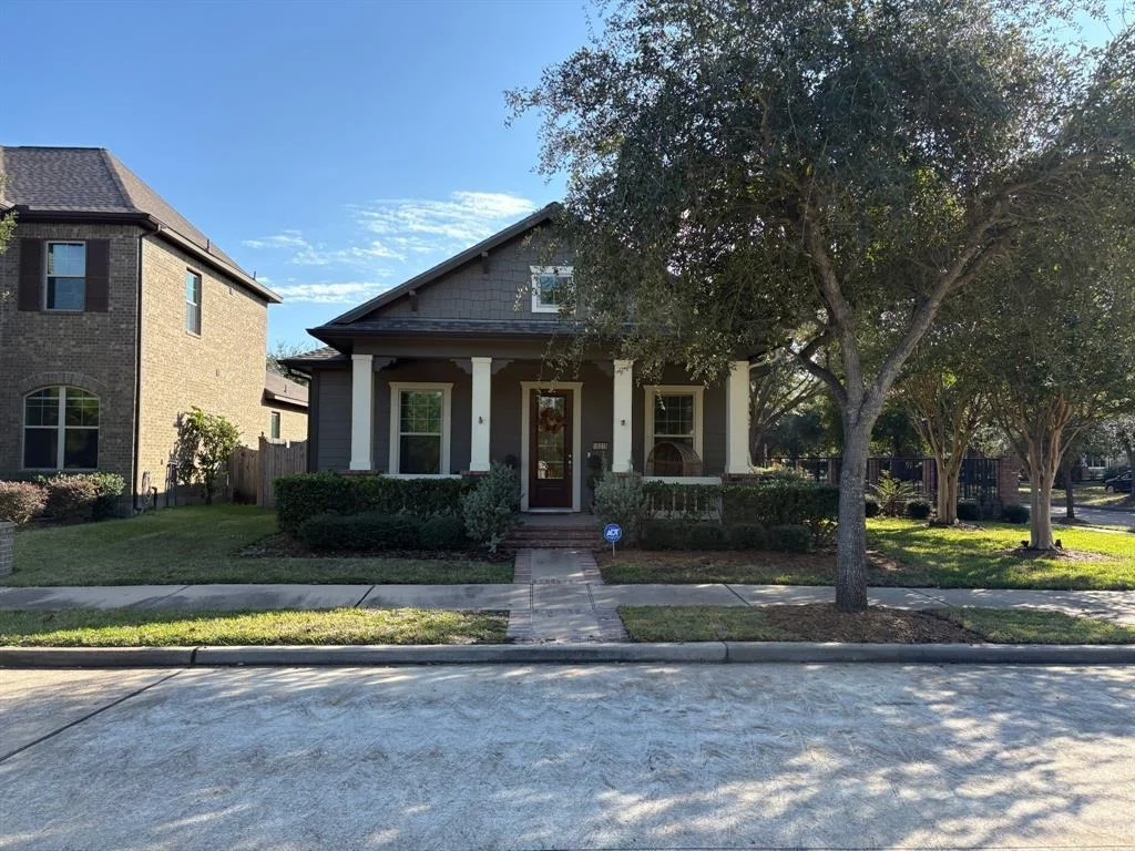 Photo of 18319 Holts Landing Drive
