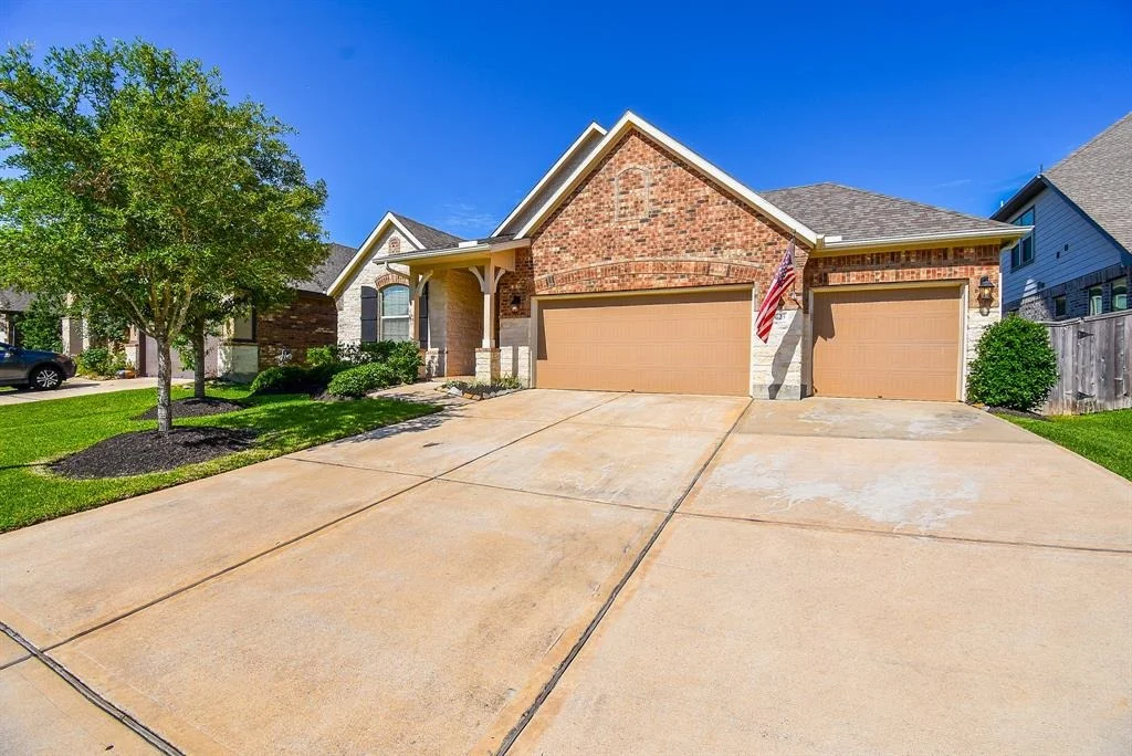 Photo of 18273 Evanhale Bend Drive