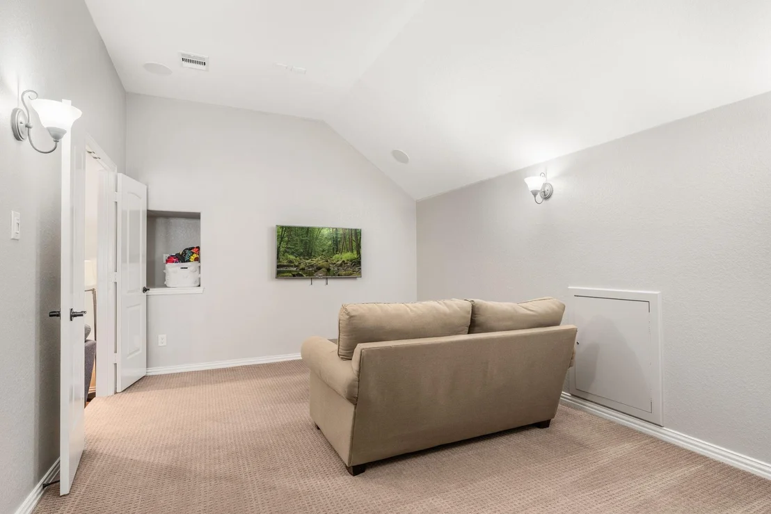 Photo of 10 Black Spruce Court