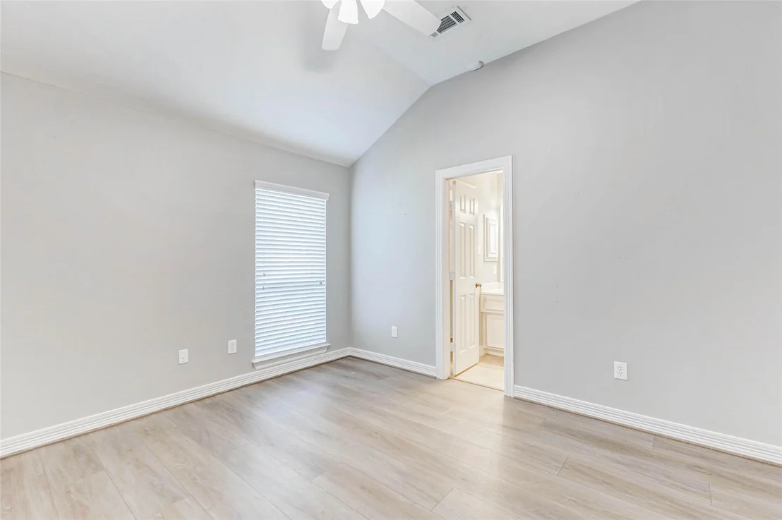 Photo of 4611 Camden Brook Lane