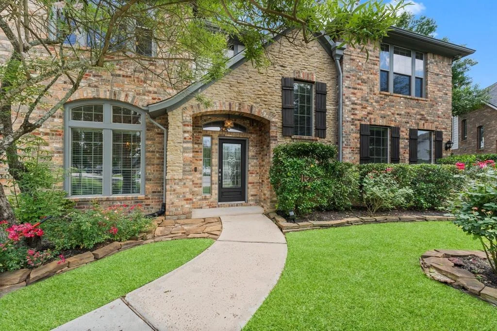 Photo of 602 Oak Ridge Grove Circle