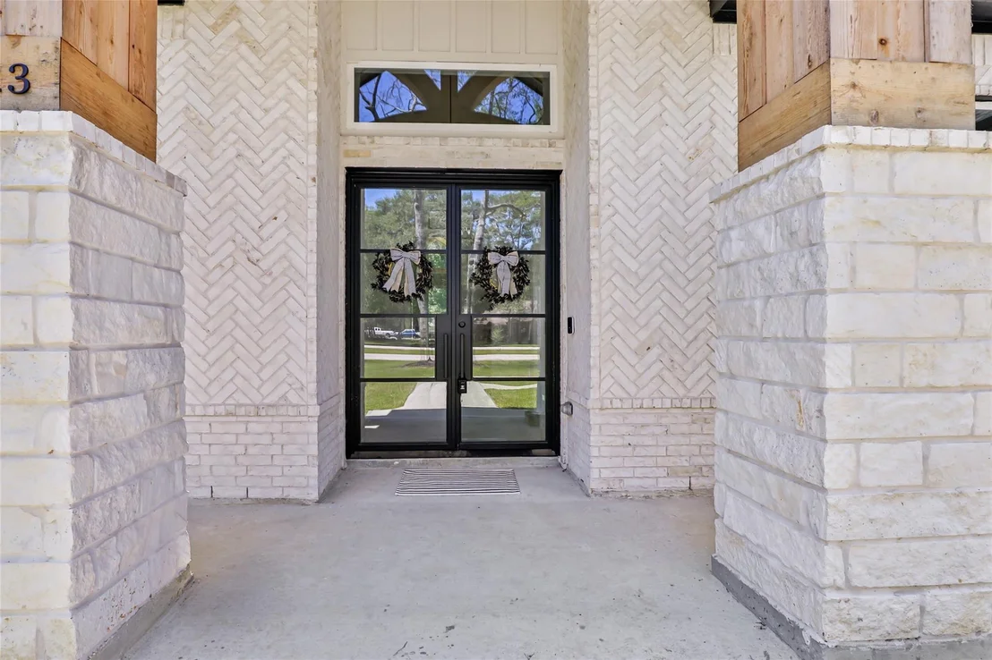 Photo of 2423 Roman Forest Boulevard
