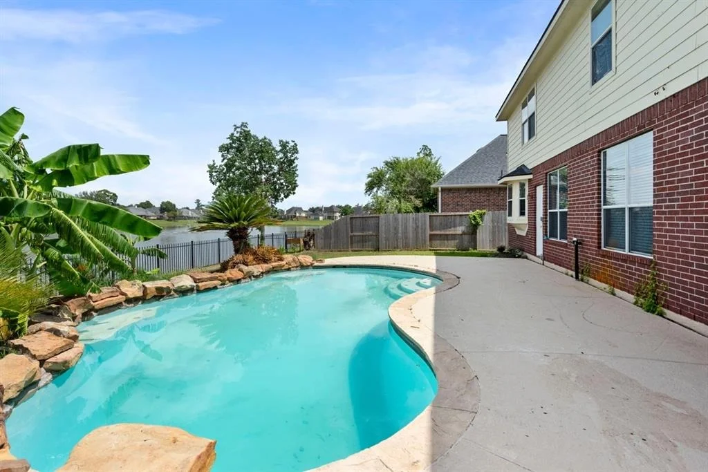 Photo of 19530 Lakeside View Drive