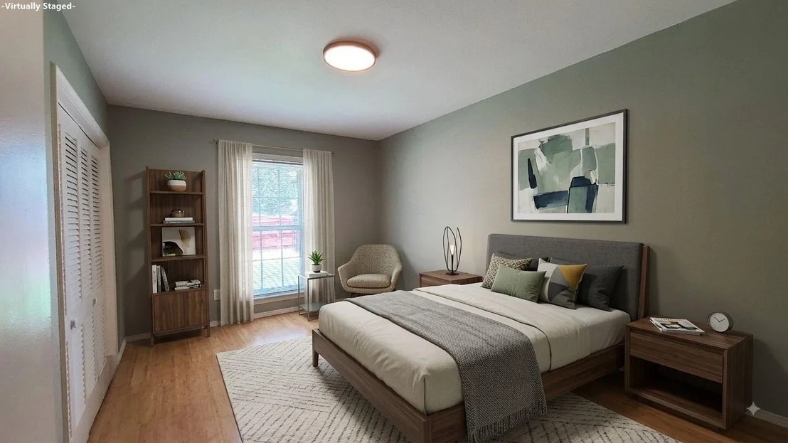 Photo of 902 Ashford Parkway
