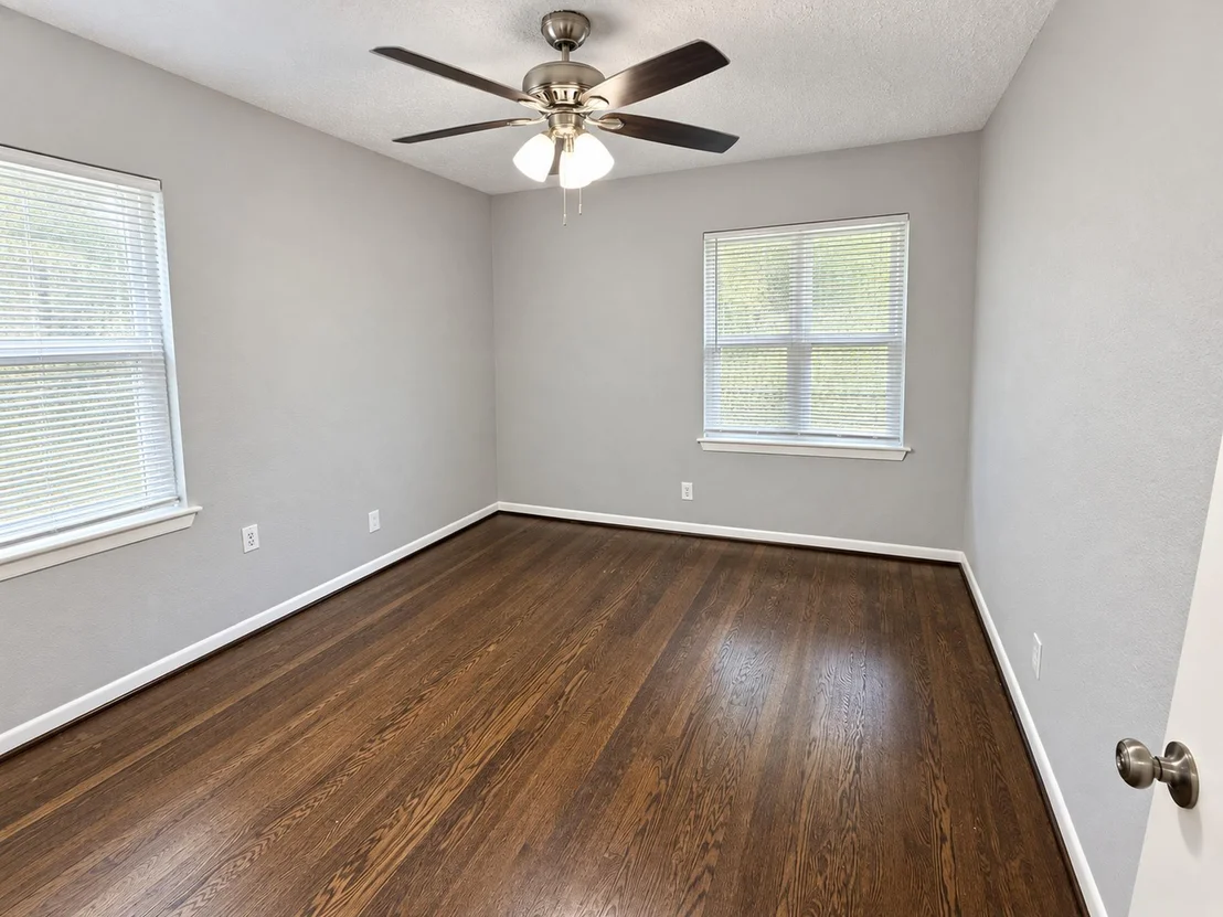 Photo of 2803 Camille Street