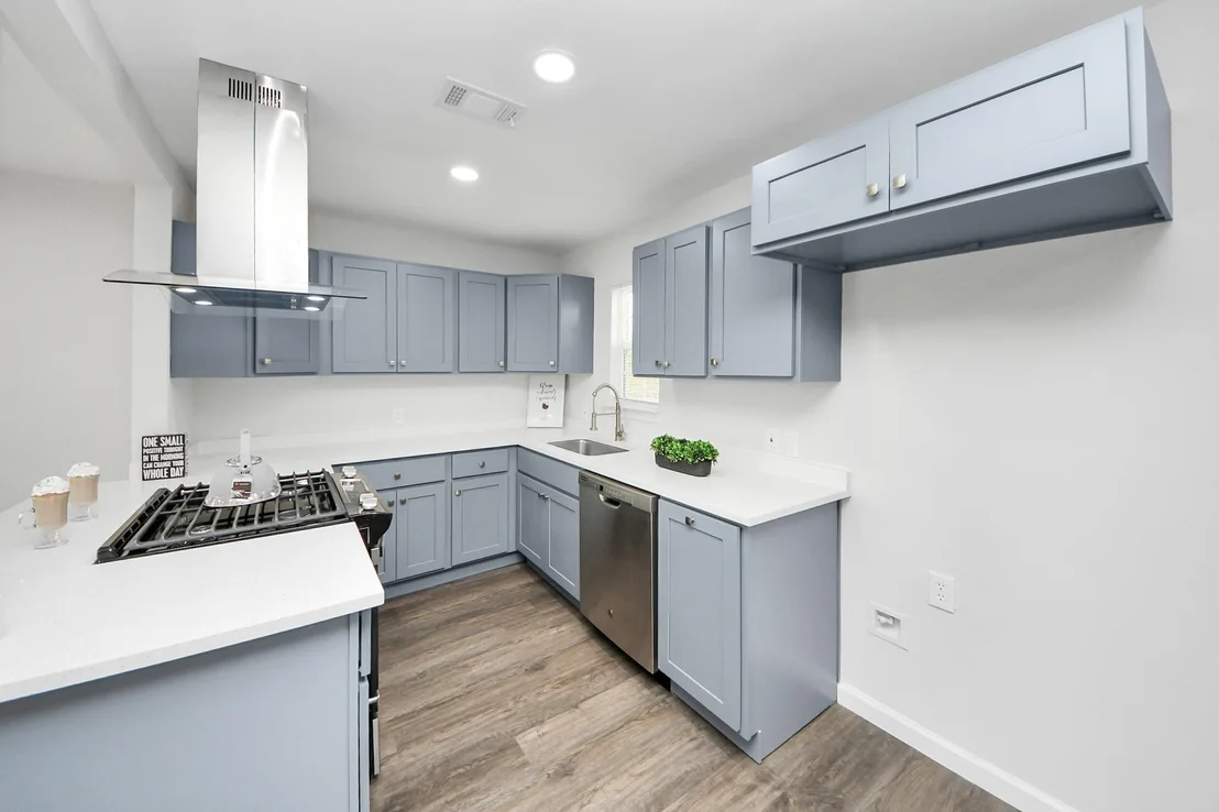 Photo of 6511 Mohawk Street