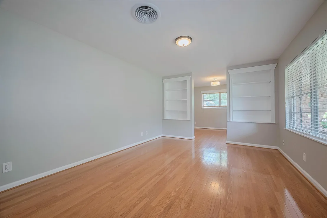 Photo of 5243 Stillbrooke Drive