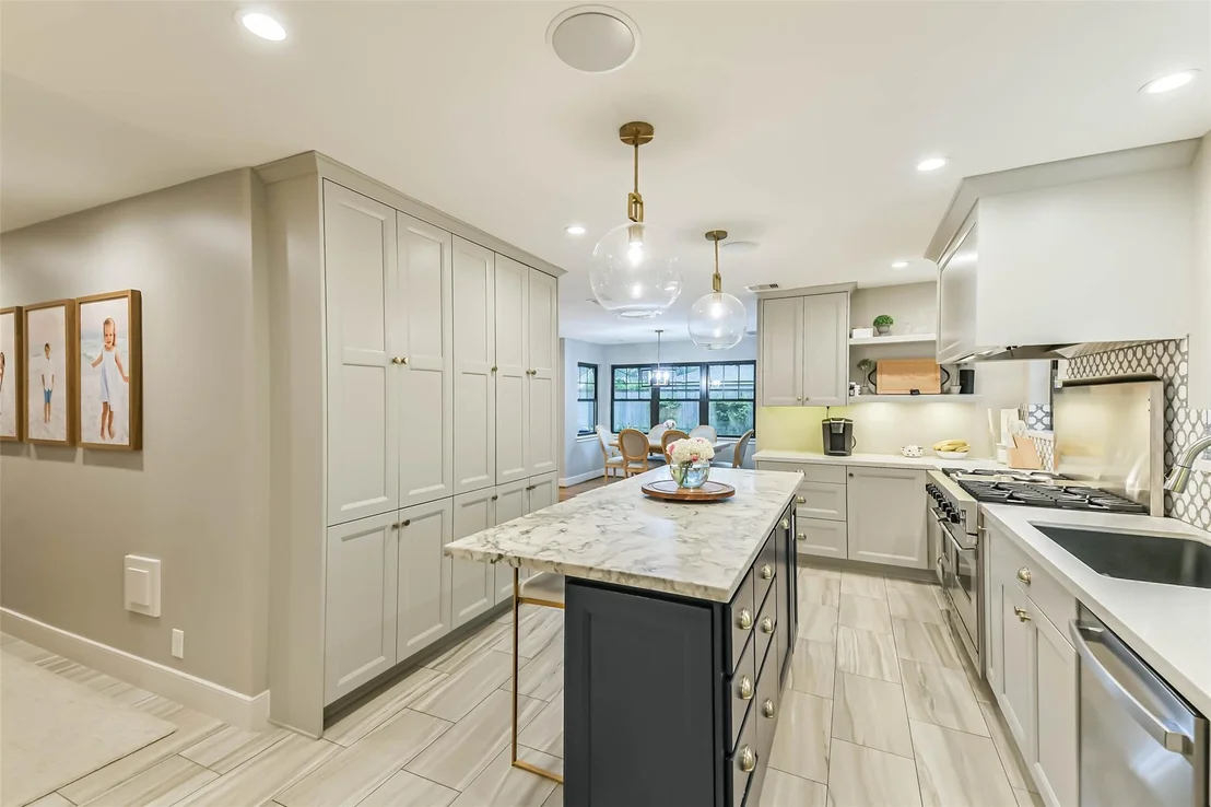 Photo of 10015 Lynbrook Drive