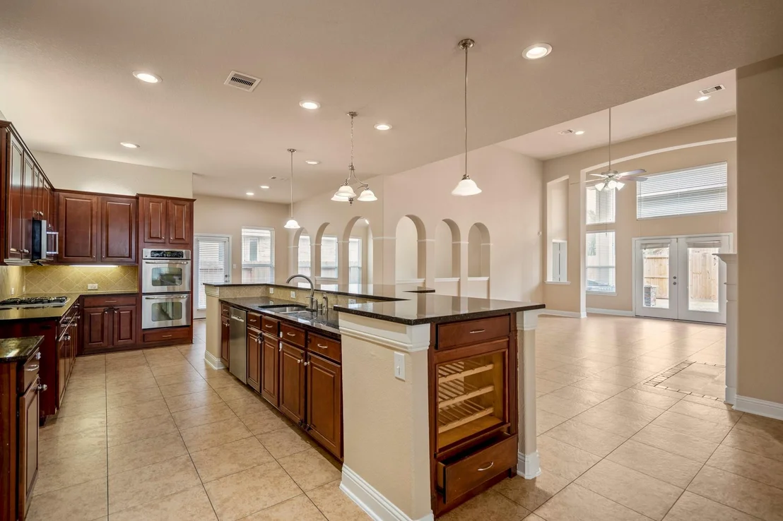 Photo of 18010 Sheldon Pines