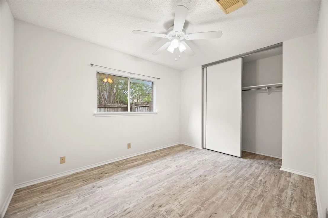Photo of 331 Stone Point