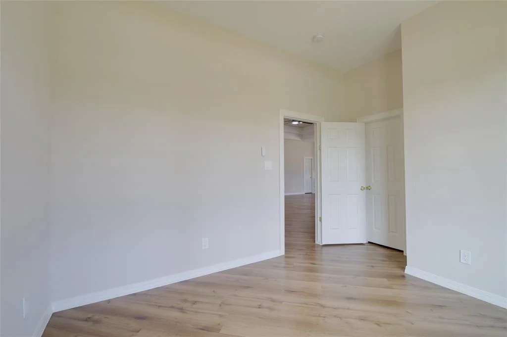 Photo of 1127 Peter Pine Street