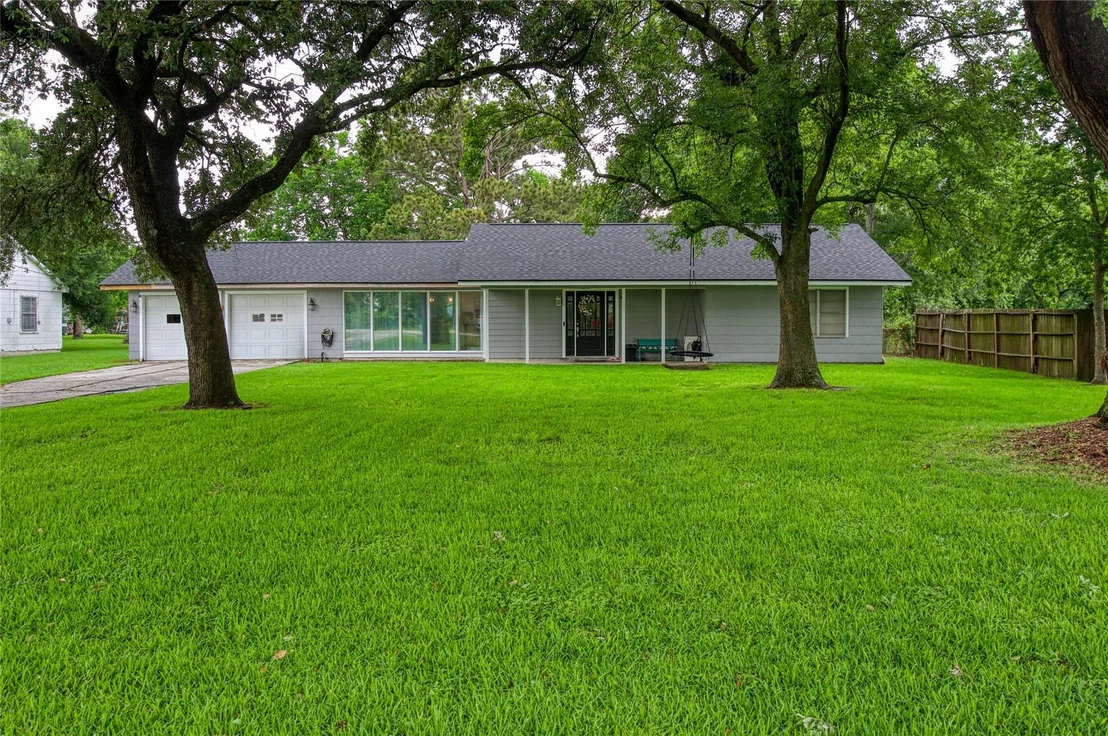 Photo of 106 Crow Road