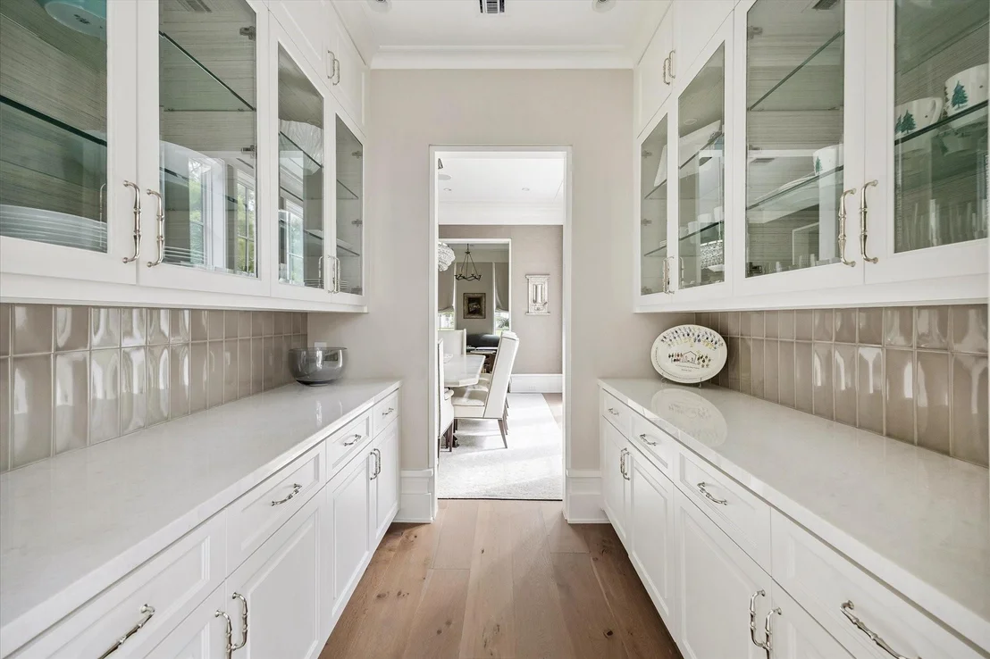 Photo of 2240 Del Monte Drive