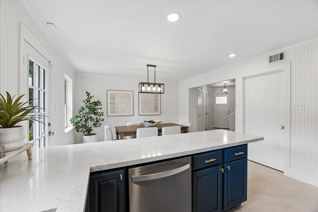 Photo of 2406 Brooktree Drive