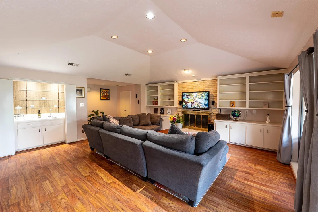 Photo of 7926 Quail Meadow Drive