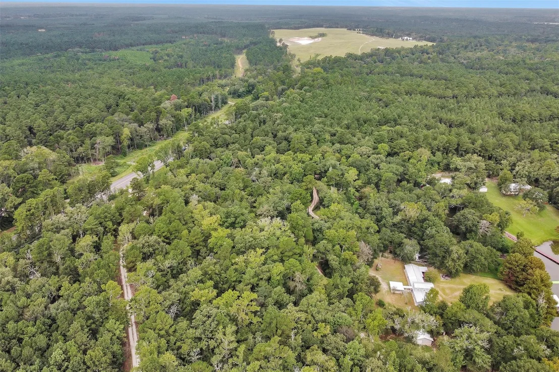 Photo of 328 Dogwood Forest Trail