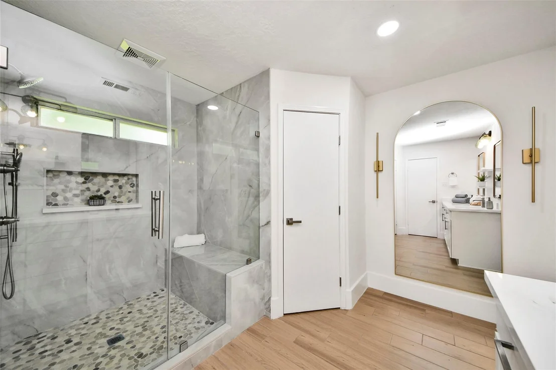 Photo of 1706 Durfey Lane