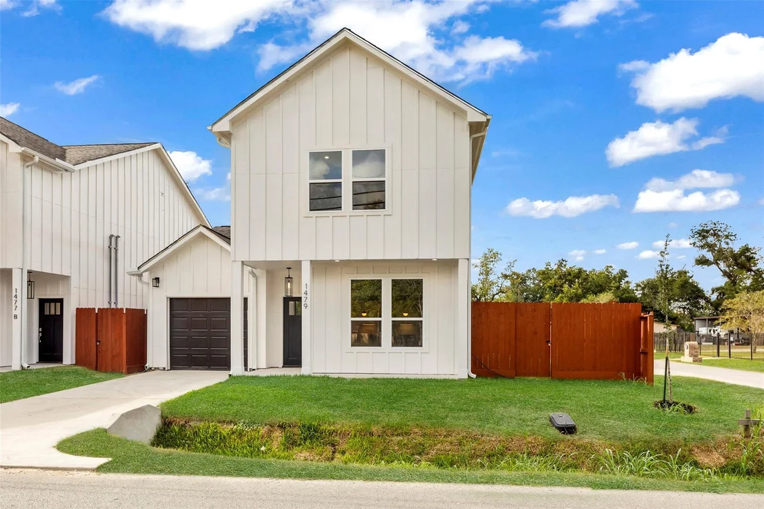 Photo of 1479 Ferguson Way