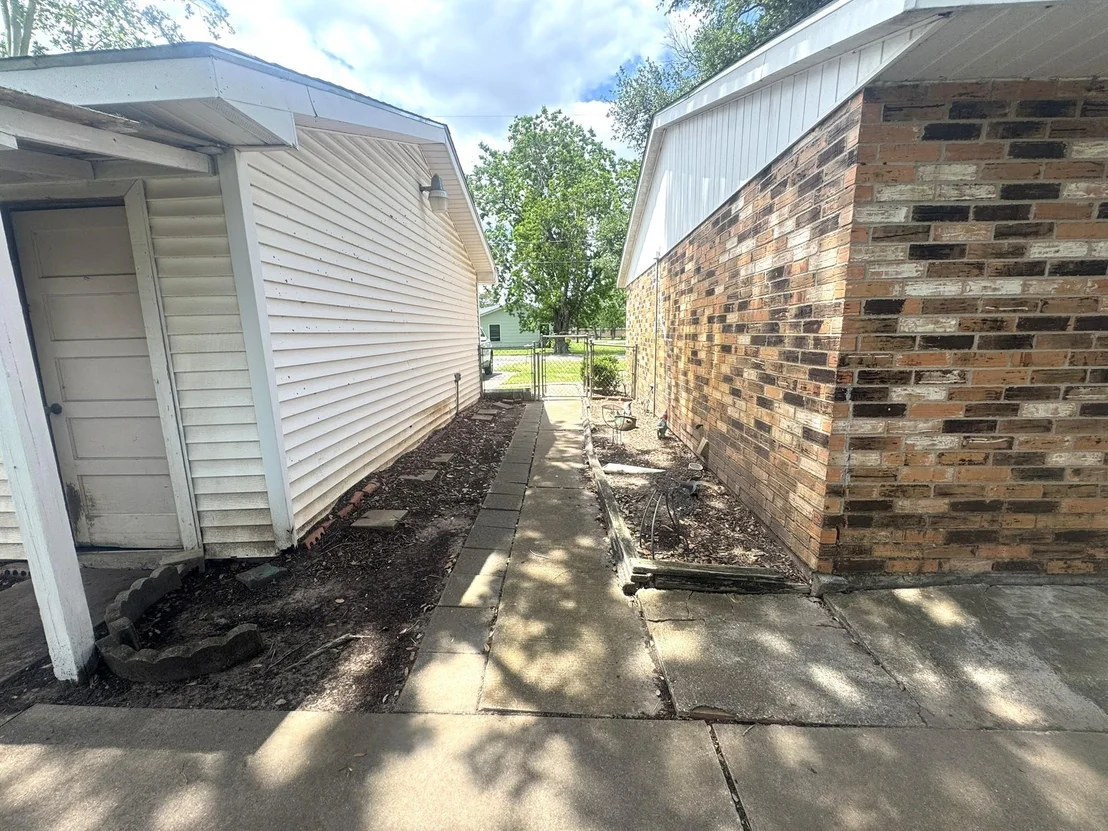 Photo of 203 Franklin Road