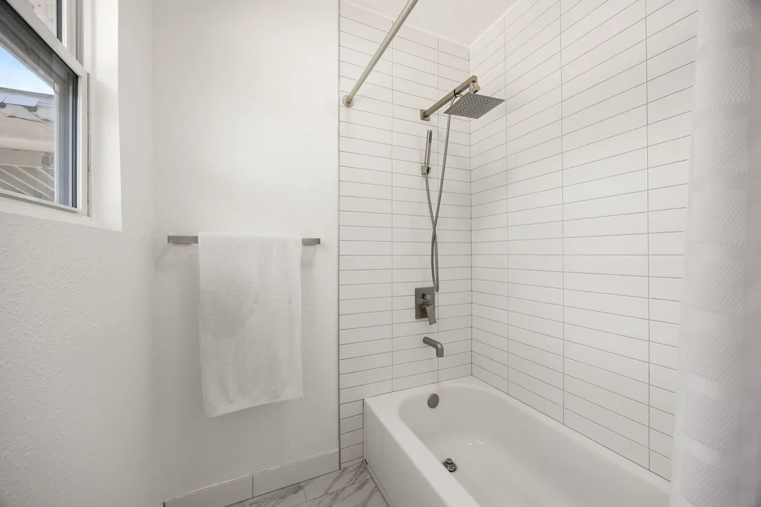 Photo of 6617 Scribner Road