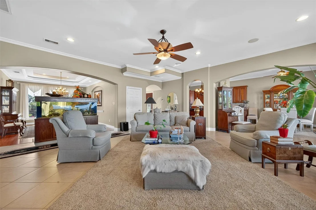 Photo of 2242 Marina Way