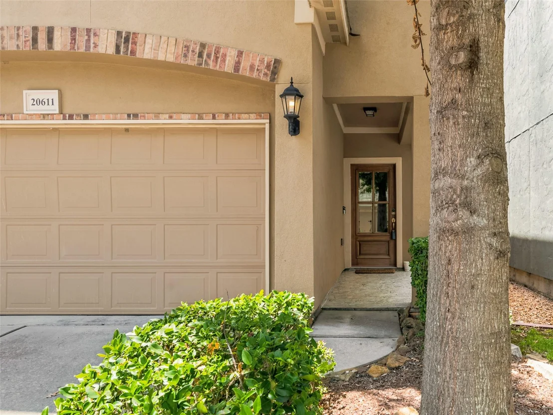 Photo of 20611 Alfonso Court