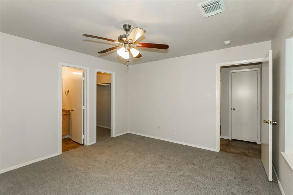 Photo of 6237 Settlers Square Lane
