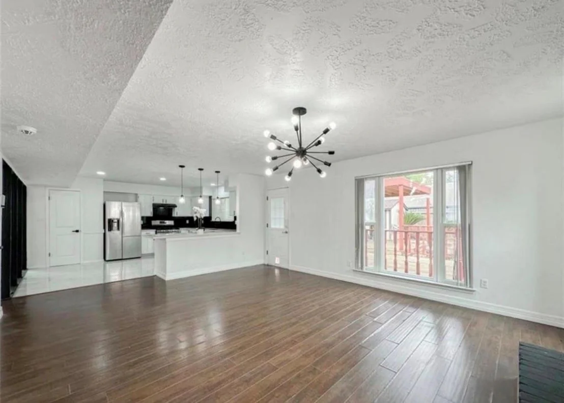 Photo of 7311 Fuchsia Lane