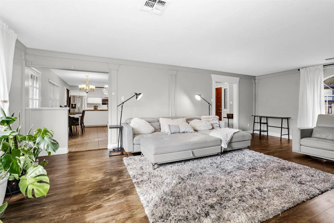 Photo of 2055 Shadow Rock Drive