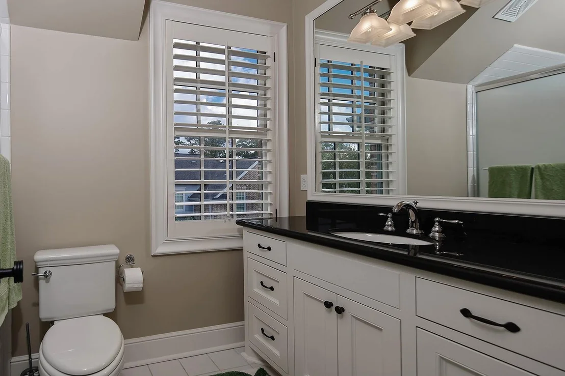 Photo of 56 N Bay Boulevard