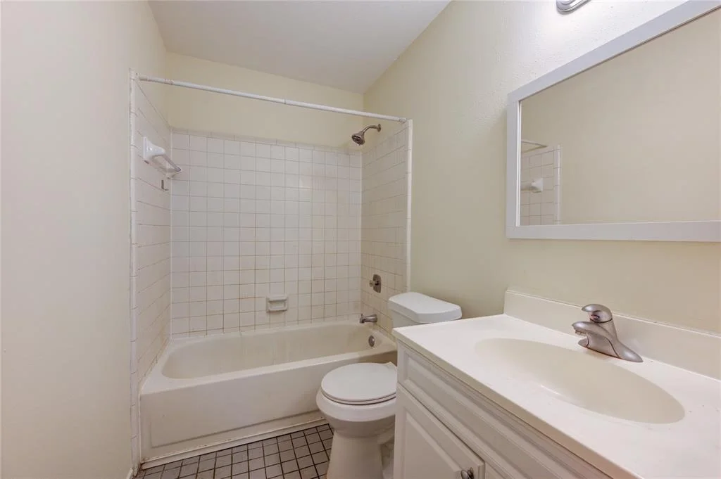 Photo of 15926 N Bend Drive