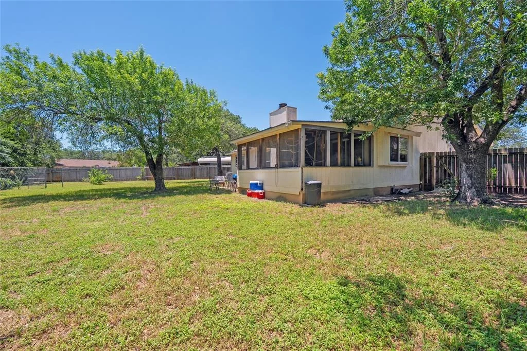 Photo of 600 Erin Circle