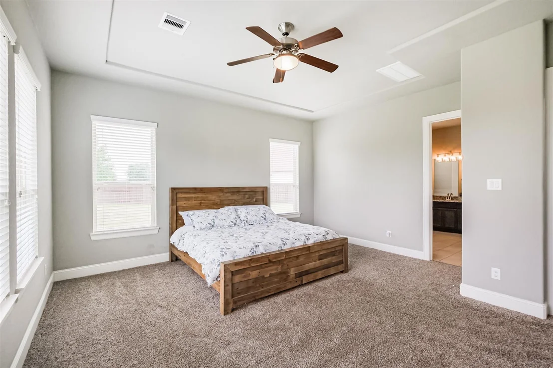 Photo of 3722 Edison Lane