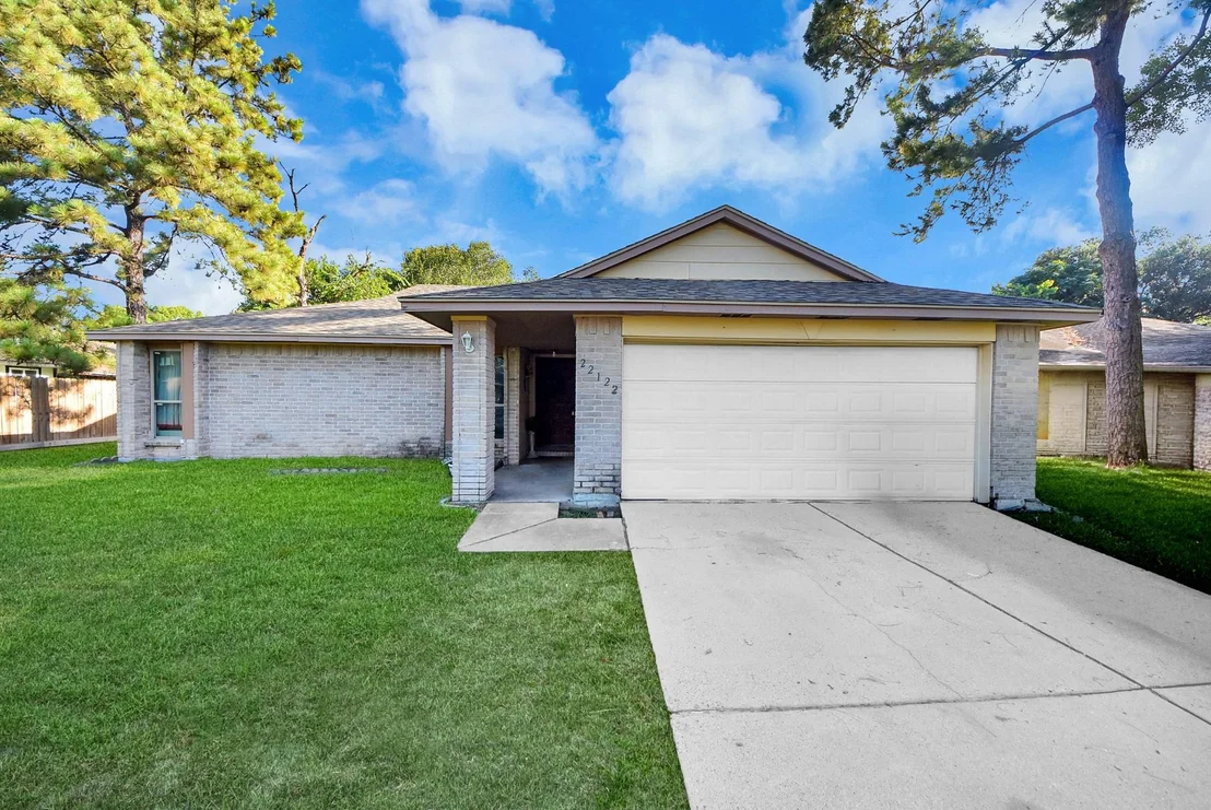 Photo of 22122 Breezy Hill Drive
