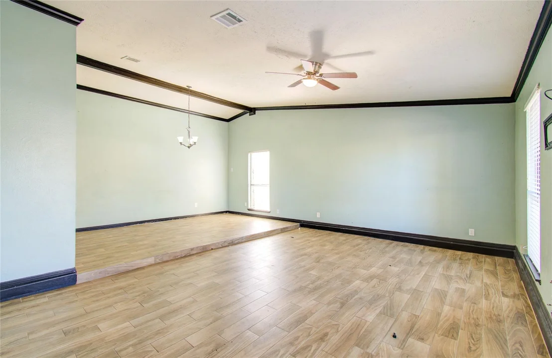 Photo of 8014 Streamside Drive