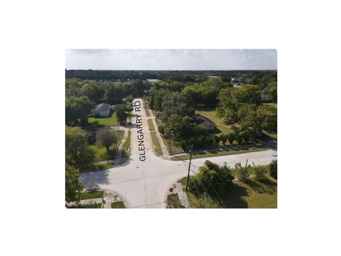Photo of 4533 Glengarry Road