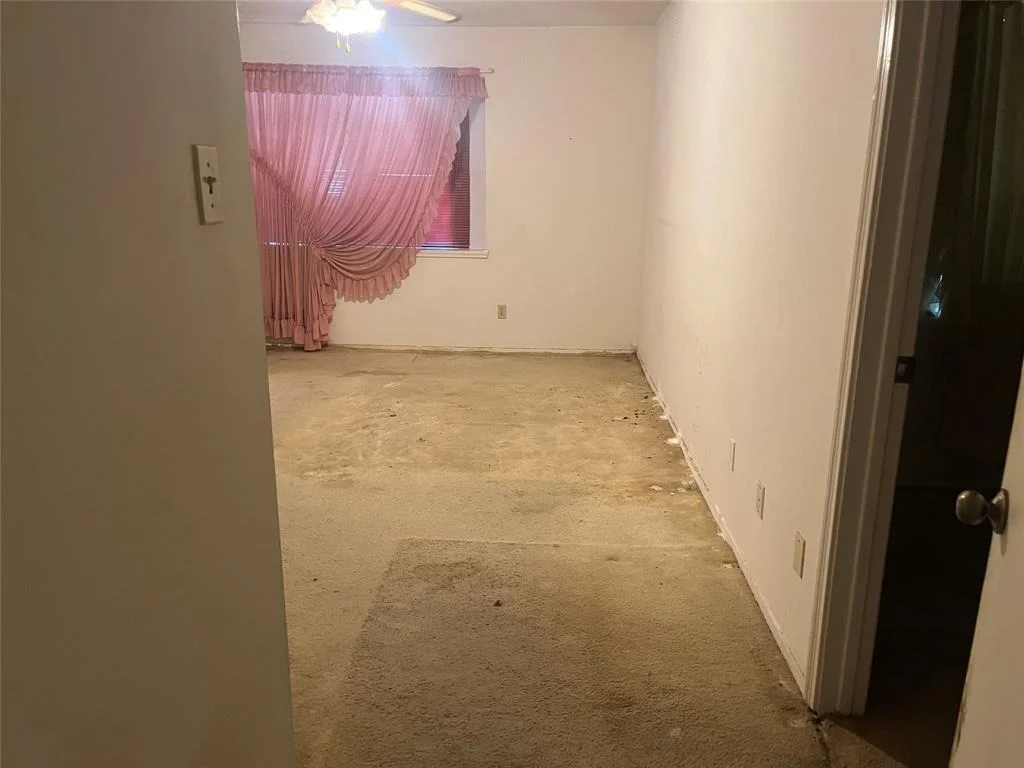 Photo of 10903 Dunlap Street