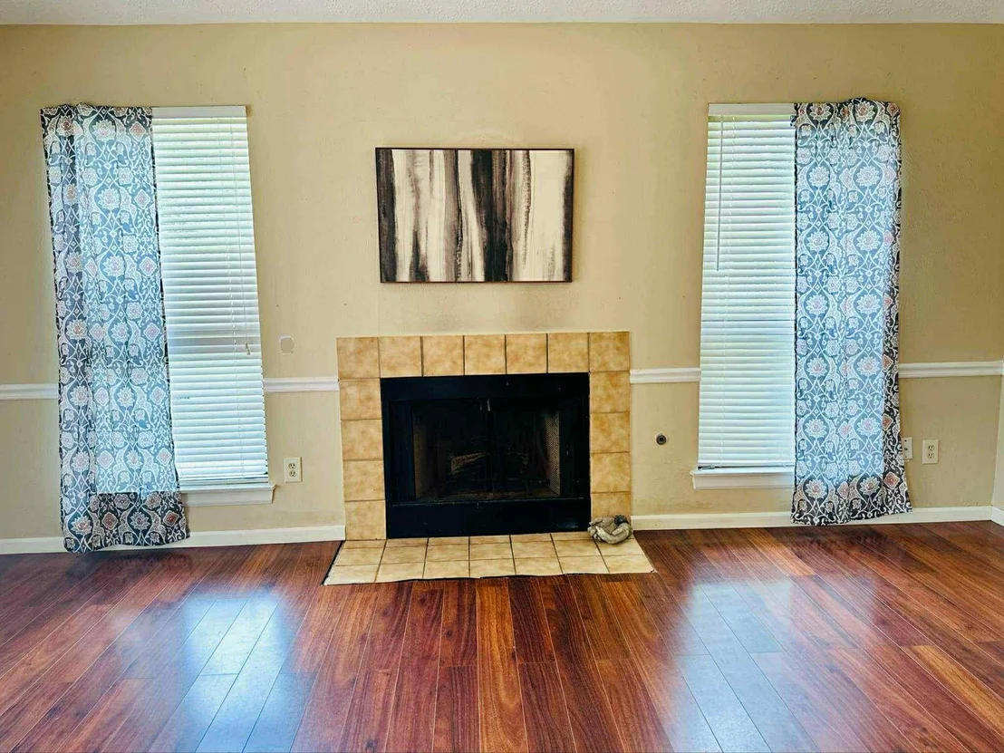 Photo of 78 W High Oaks Circle